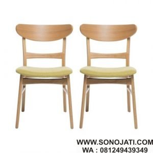 Kursi Makan Kayu Solid Chisdock