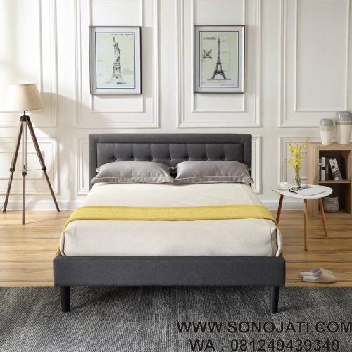 Tempat Tidur Kayu Warna Abu-Abu Pinheiro