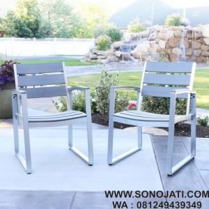 Kursi Santai Besi Salvatore Patio (Set 2)
