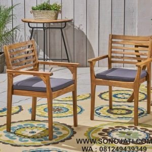 Kursi Santai Depan Rumah Cleghorn dengan Bantal (Set 2)