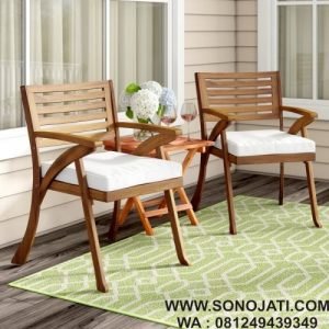 Kursi Teras Minimalis Coyne Patio dengan Bantal (Set 2)