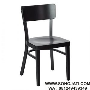 Kusi Cafe Minimalis dari Kayu Solid Aghen