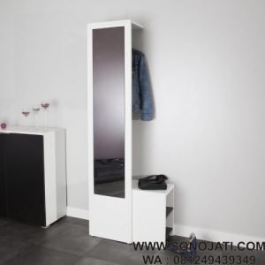 Lemari Kayu Minimalis Chaska