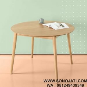 Model Meja Makan Minimalis Solid Cemara Blanton