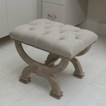Kursi Rias Minimalis Chapman Wood