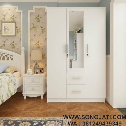 Lemari Baju Modern Dannis Armoire