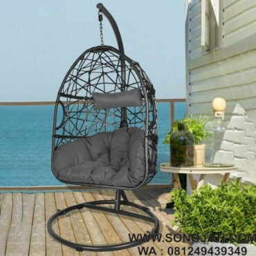 Ayunan Rotan Gantung Hebert Porch