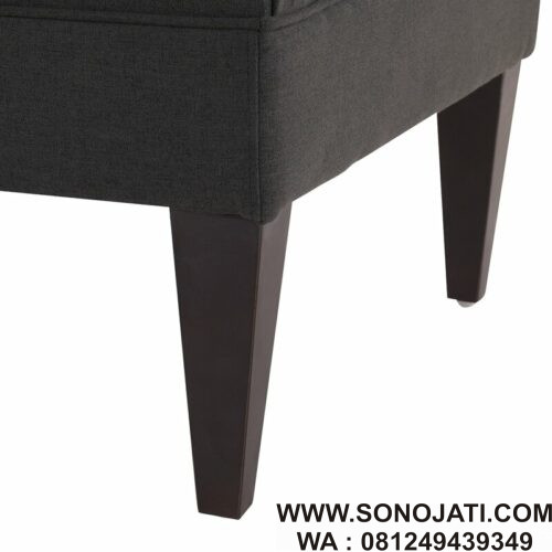 Kursi Santai Sofa Jeppesen Tufted Kursi Santai Sofa Jeppesen Tufted