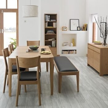 meja makan kayu
