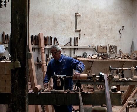 alat tukang kayu modern