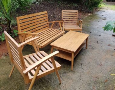 furniture tahan cuaca