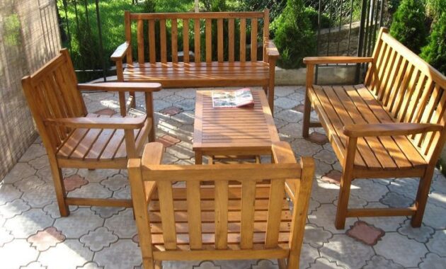 furniture tahan cuaca