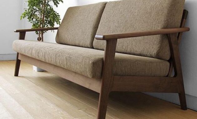 merawat sofa kayu