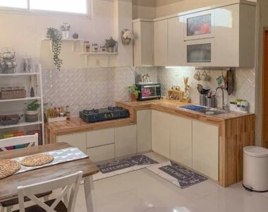 keramik dinding dapur