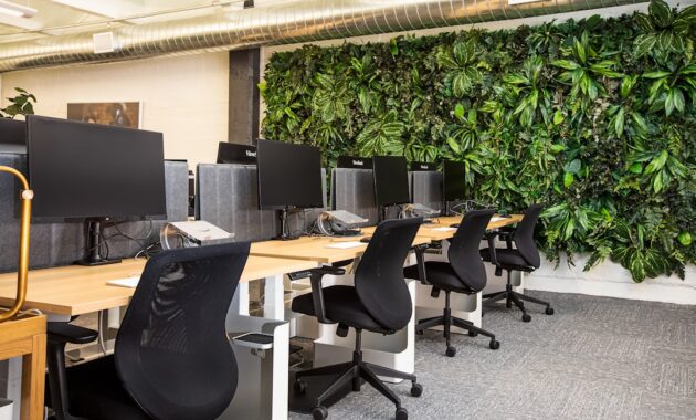 apa kelebihan menggunakan furniture kesehatan untuk pekerja kantor